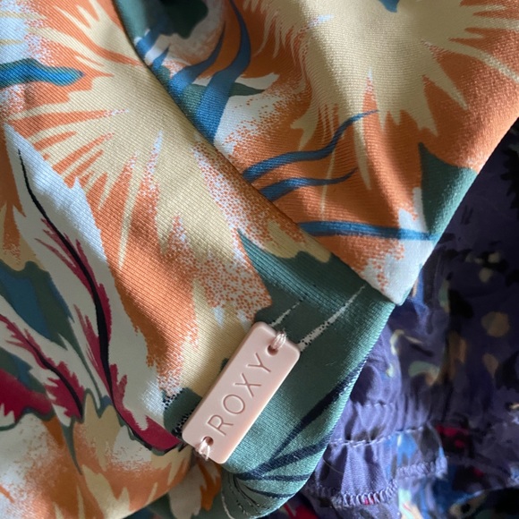 NWT Roxy One piece Swimsuit - Picture 11 of 11